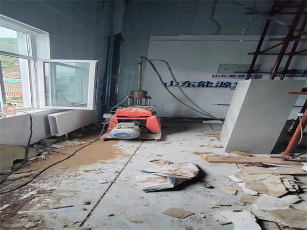 孟连地基基础下沉墙体裂缝加固注浆顶升施工